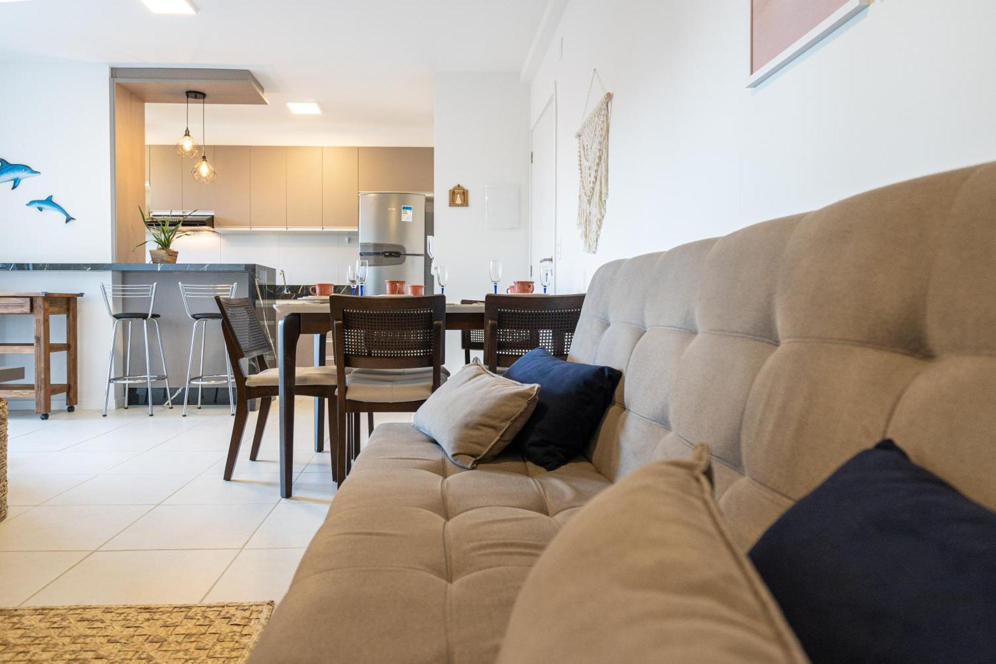 Apartamentos Completos A 15Min Beto Carreiro Com Wi-Fi Churrasqueira Em Condominio Com Piscina Portaria 24H Ideal Para Familia Piçarras Quarto foto