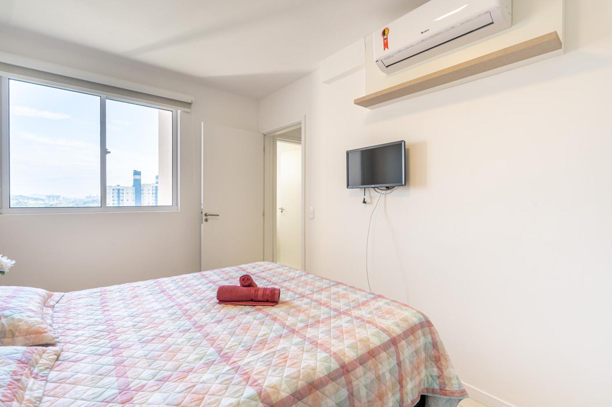 Apartamentos Completos A 15Min Beto Carreiro Com Wi-Fi Churrasqueira Em Condominio Com Piscina Portaria 24H Ideal Para Familia Piçarras Quarto foto