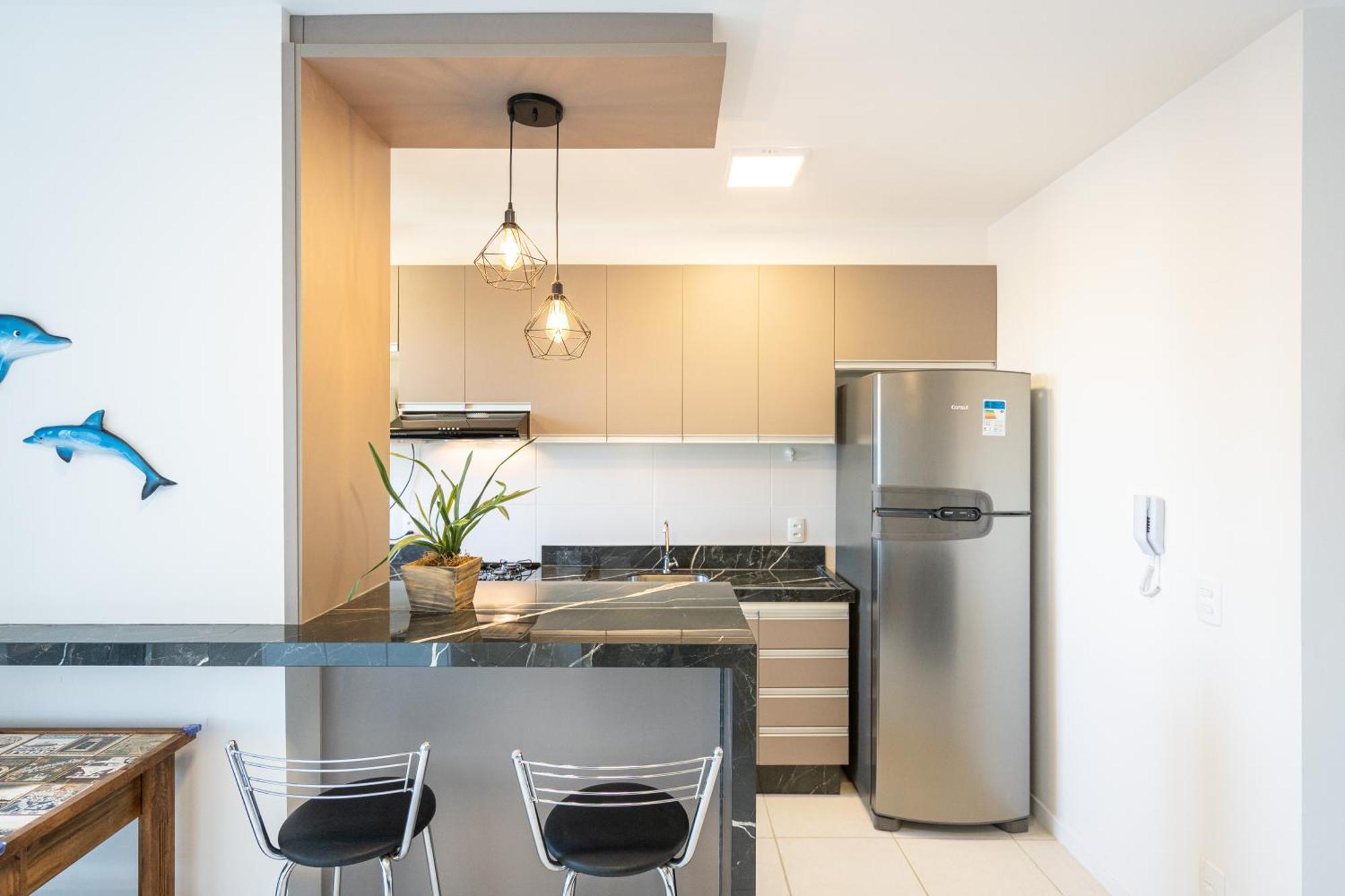 Apartamentos Completos A 15Min Beto Carreiro Com Wi-Fi Churrasqueira Em Condominio Com Piscina Portaria 24H Ideal Para Familia Piçarras Quarto foto