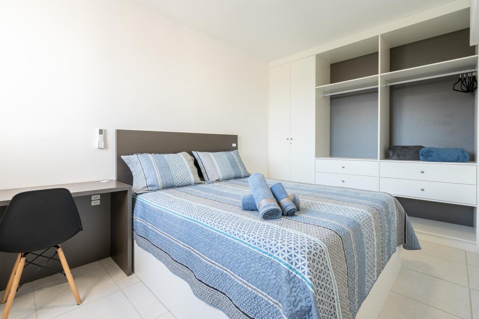 Apartamentos Completos A 15Min Beto Carreiro Com Wi-Fi Churrasqueira Em Condominio Com Piscina Portaria 24H Ideal Para Familia Piçarras Quarto foto