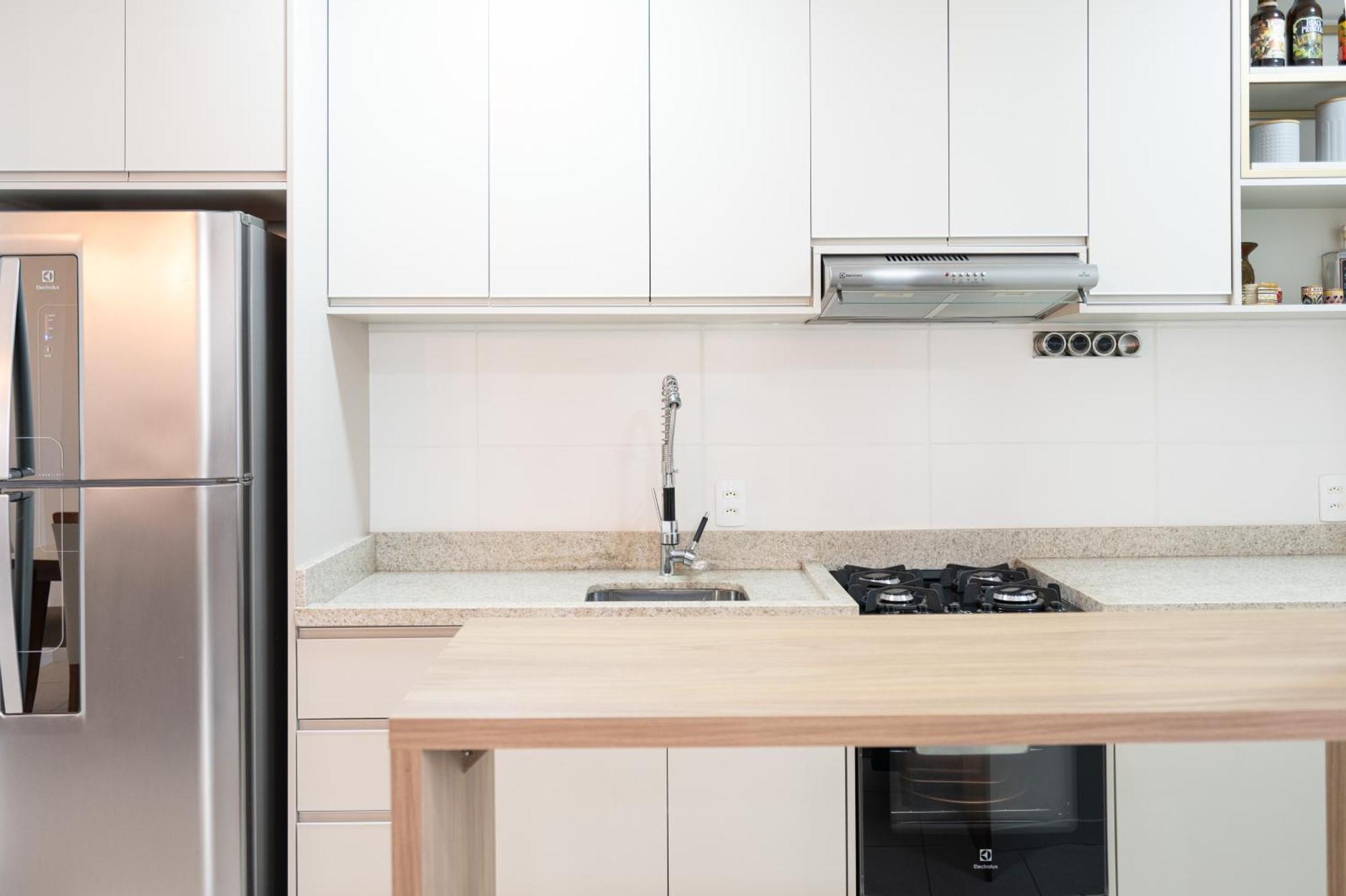 Apartamentos Completos A 15Min Beto Carreiro Com Wi-Fi Churrasqueira Em Condominio Com Piscina Portaria 24H Ideal Para Familia Piçarras Quarto foto