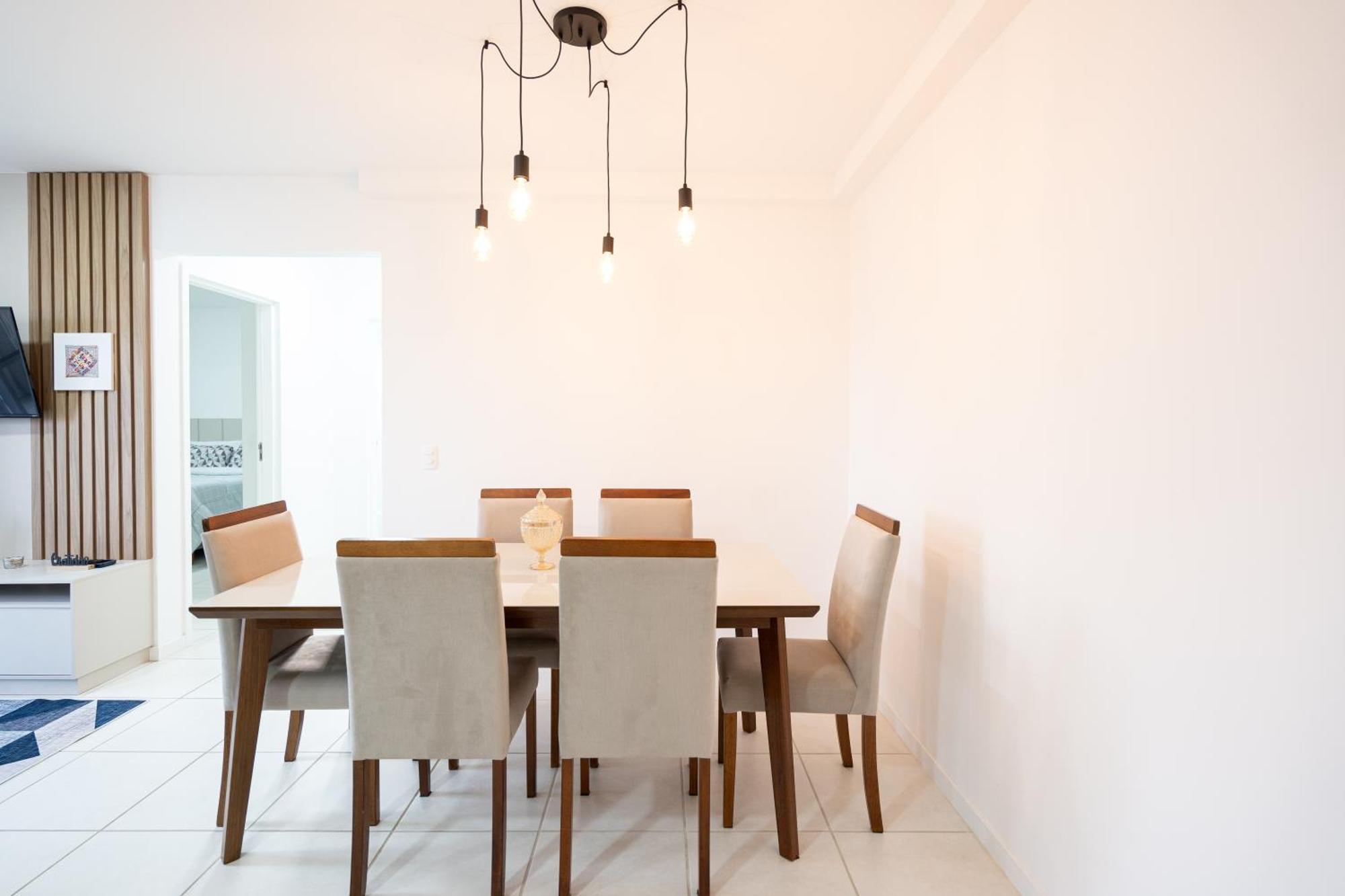 Apartamentos Completos A 15Min Beto Carreiro Com Wi-Fi Churrasqueira Em Condominio Com Piscina Portaria 24H Ideal Para Familia Piçarras Quarto foto
